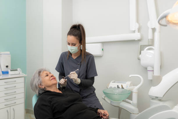 Best Broken or Cracked Tooth Emergency Dentist in Lawrence, NY